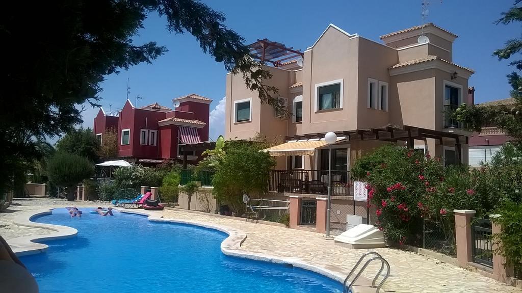 House Laguna Roja With Sun Terrace Torrevieja Eksteriør bilde